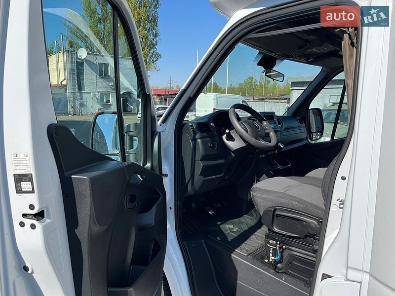 Тентованый Renault Master 2021 в Киеве