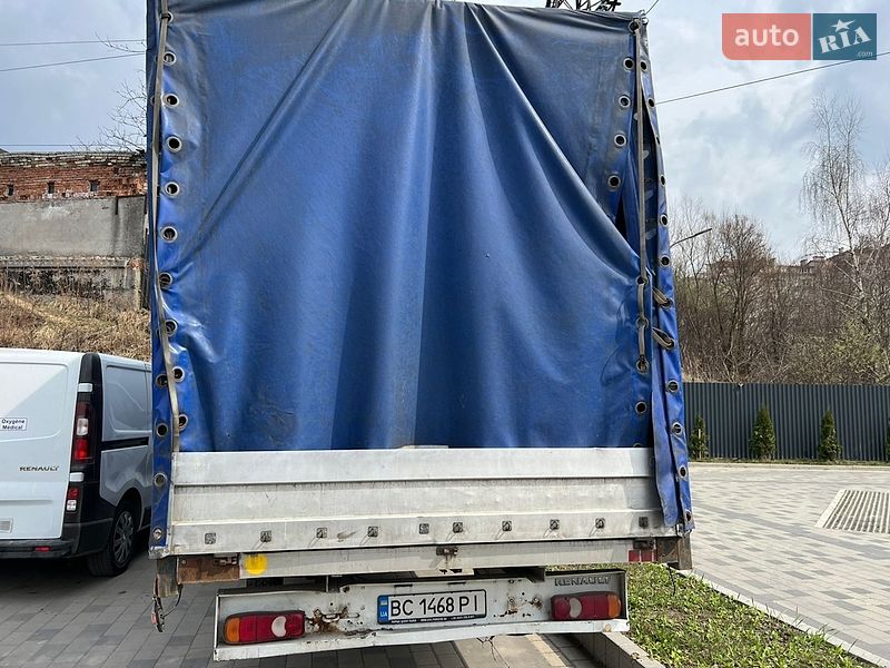 Грузовой фургон Renault Master 2015 в Львове