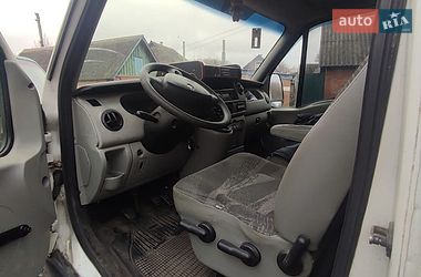 Грузовой фургон Renault Master 2006 в Недригайлове