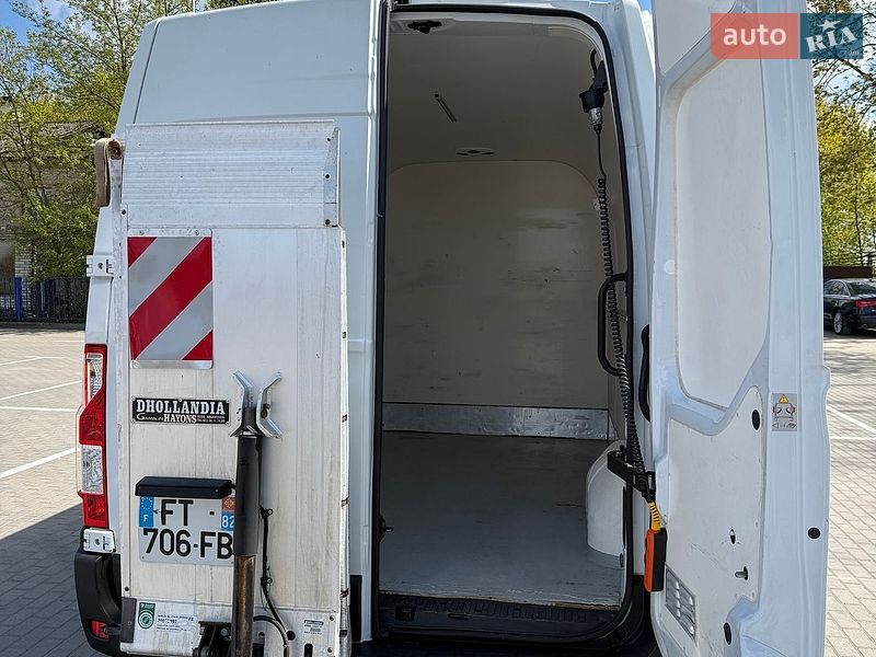 Вантажний фургон Renault Master 2020 в Тернополі