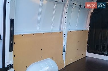Грузовой фургон Renault Master 2020 в Дубно