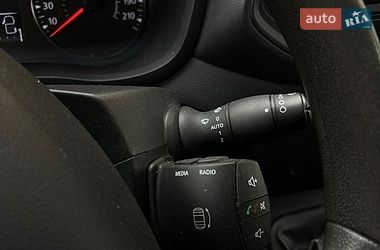 Вантажний фургон Renault Master 2019 в Тернополі