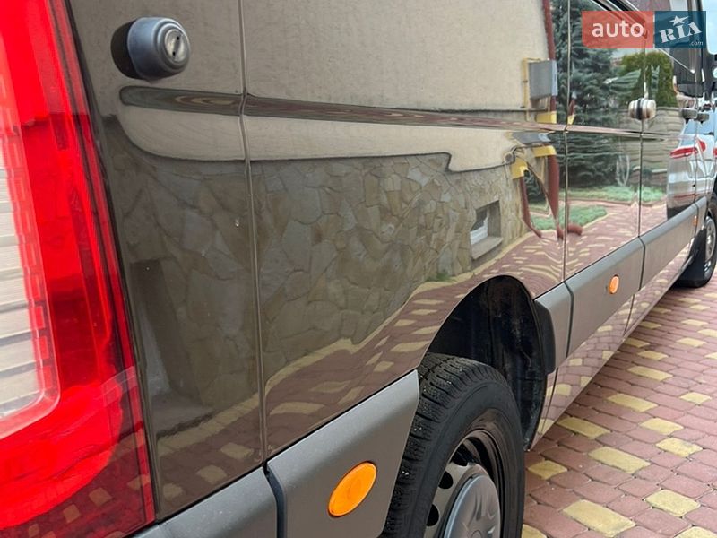 Вантажний фургон Renault Master 2019 в Тернополі