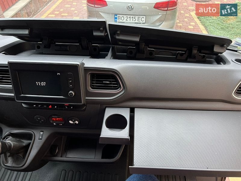 Вантажний фургон Renault Master 2019 в Тернополі