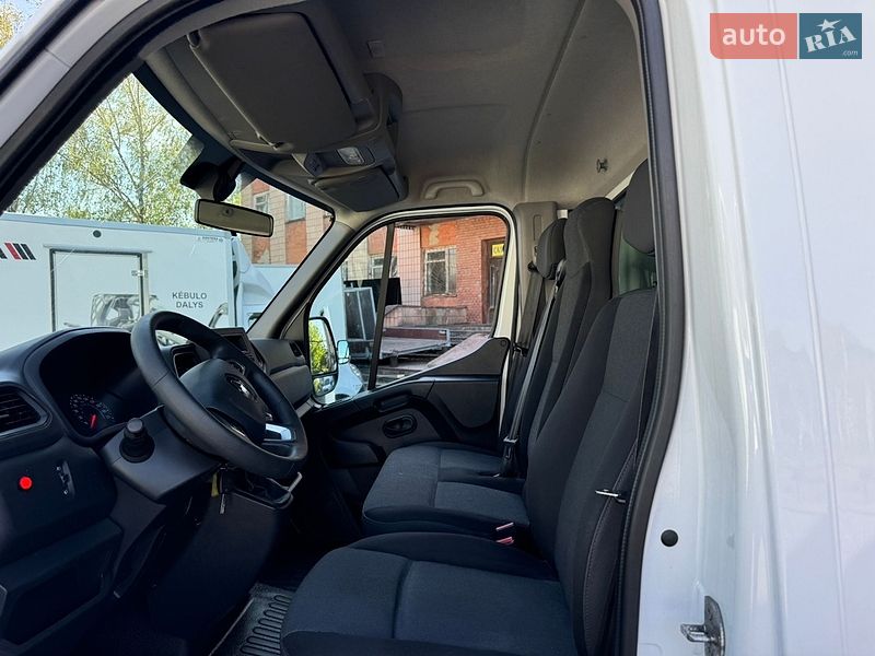 Грузовой фургон Renault Master 2022 в Ровно