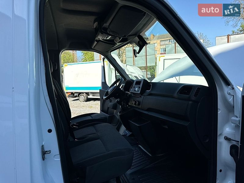 Грузовой фургон Renault Master 2022 в Ровно