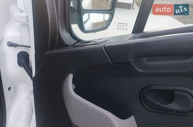 Грузовой фургон Renault Master 2018 в Дубно