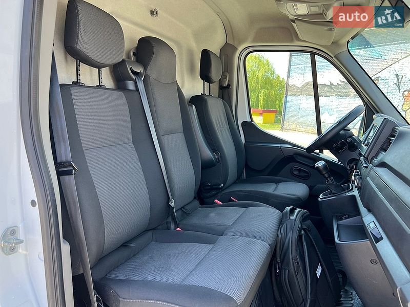 Грузовой фургон Renault Master 2021 в Луцке