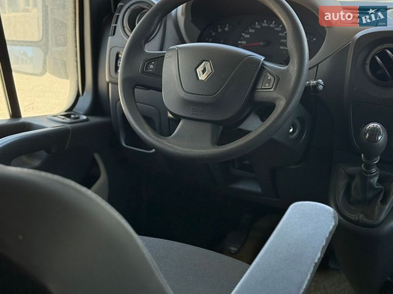 Мінівен Renault Master 2013 в Миколаєві