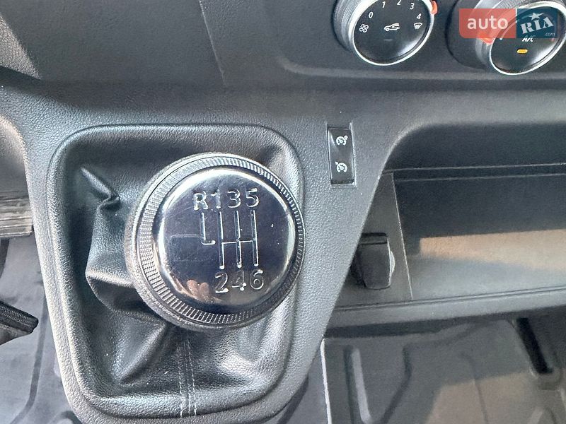 Грузовой фургон Renault Master 2021 в Киеве