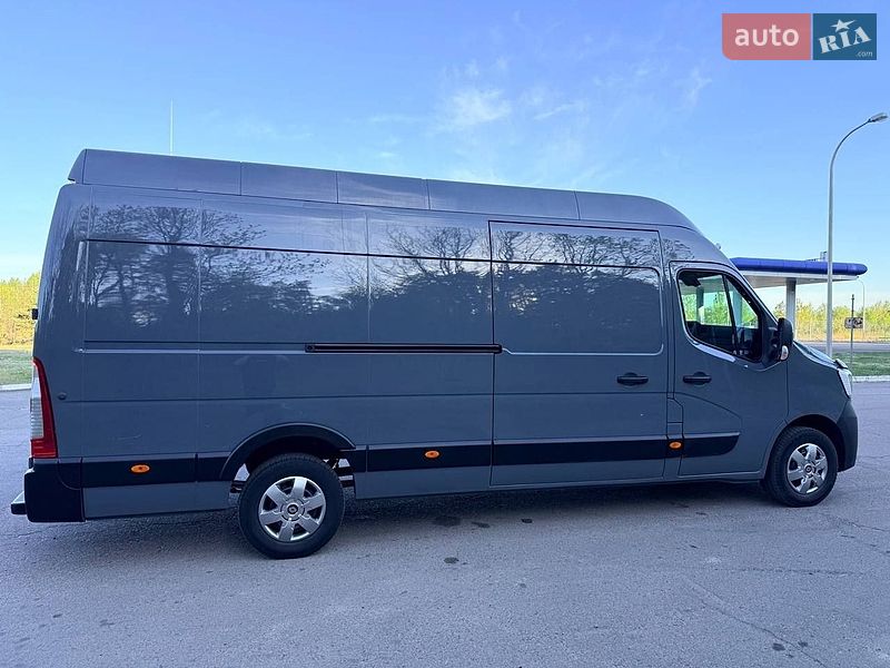 Грузовой фургон Renault Master 2022 в Киеве