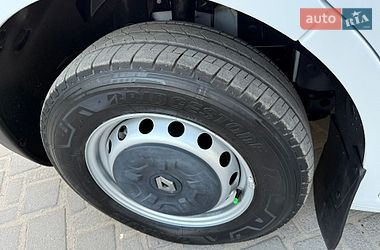 Грузовой фургон Renault Master 2018 в Дубно