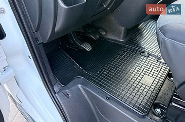 Грузовой фургон Renault Master 2018 в Дубно