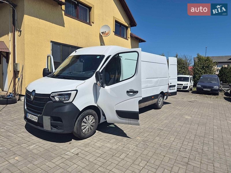 Вантажний фургон Renault Master 2021 в Дрогобичі
