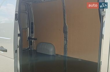 Вантажний фургон Renault Master 2017 в Дубні
