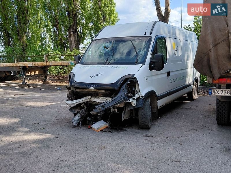 Грузовой фургон Renault Master 2008 в Полтаве