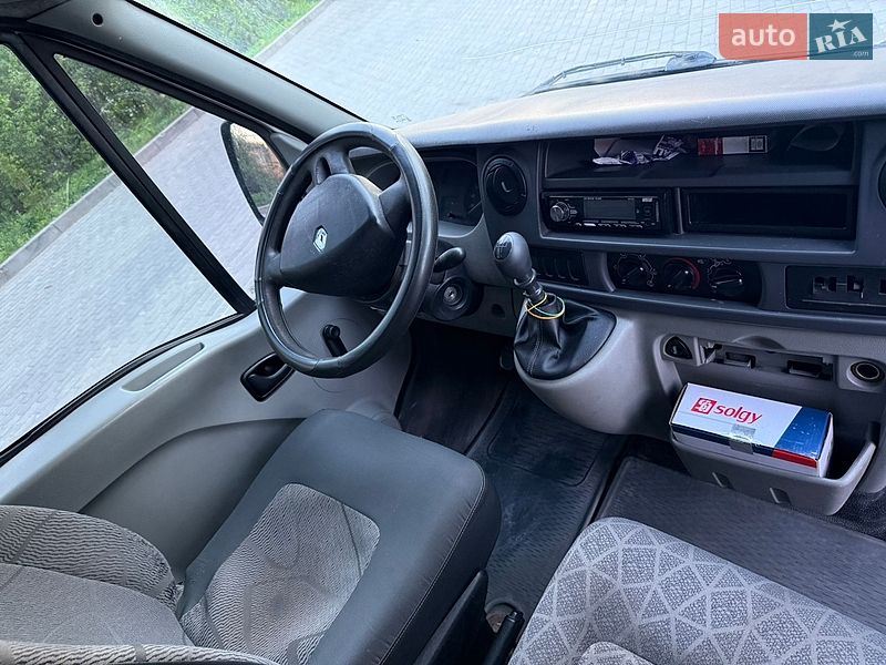 Вантажний фургон Renault Master 2007 в Тернополі