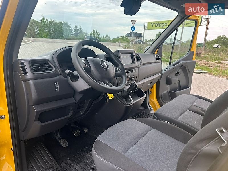Грузовой фургон Renault Master 2020 в Львове