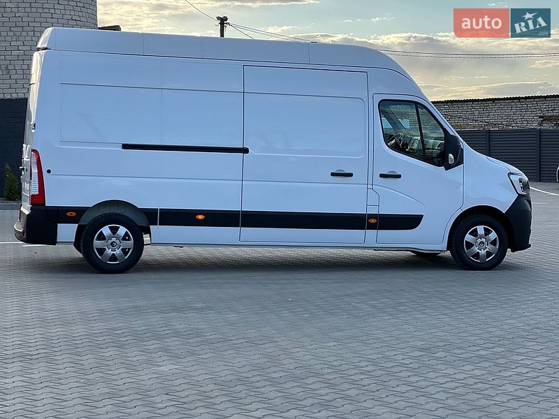 Вантажний фургон Renault Master 2021 в Дубні