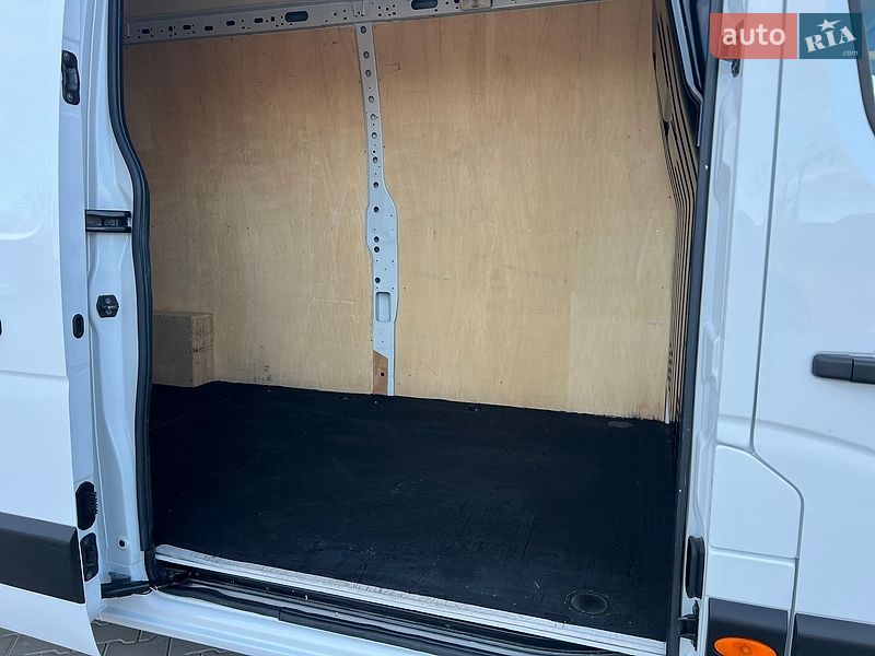 Вантажний фургон Renault Master 2021 в Дубні