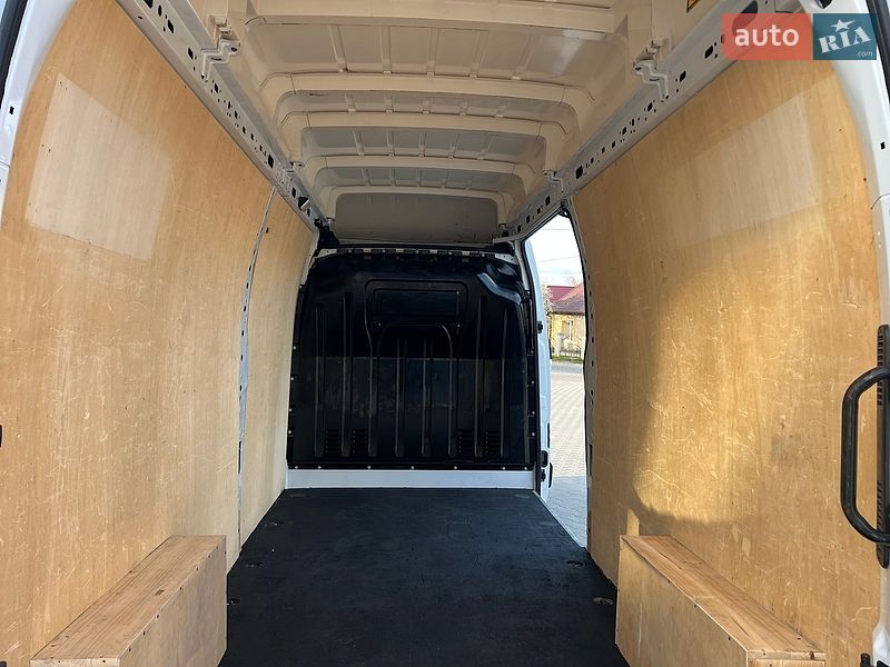Вантажний фургон Renault Master 2021 в Дубні