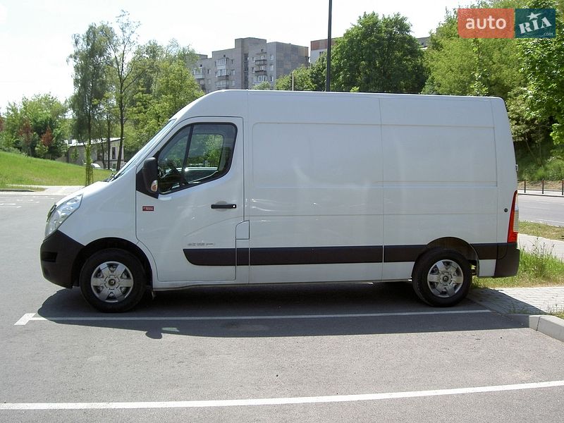 Вантажний фургон Renault Master 2017 в Львові