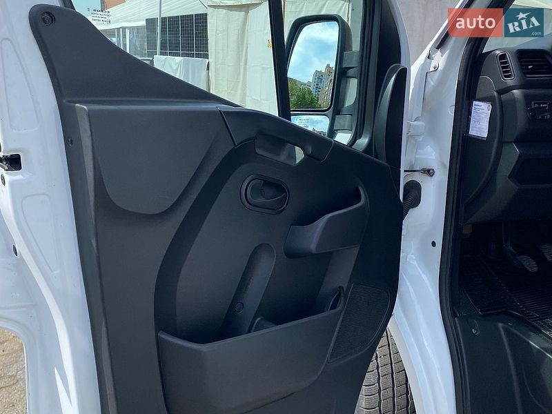 Грузовой фургон Renault Master 2020 в Киеве