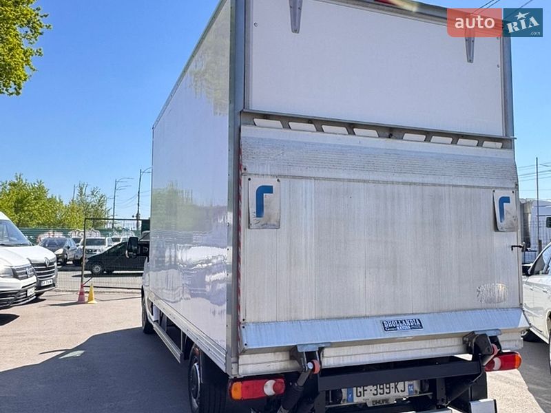 Вантажний фургон Renault Master 2021 в Києві