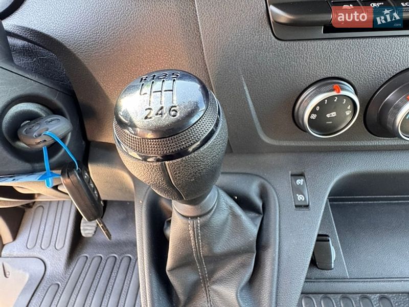 Вантажний фургон Renault Master 2023 в Києві