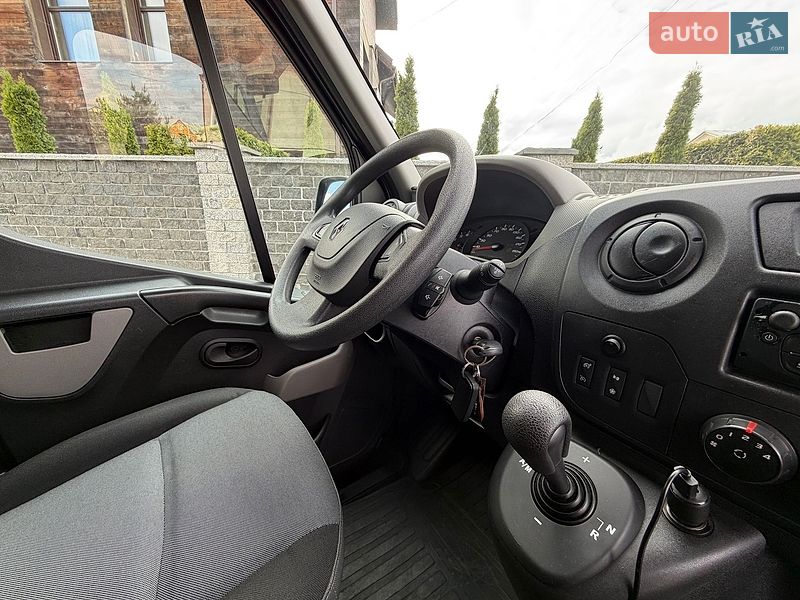Минивэн Renault Master 2013 в Львове