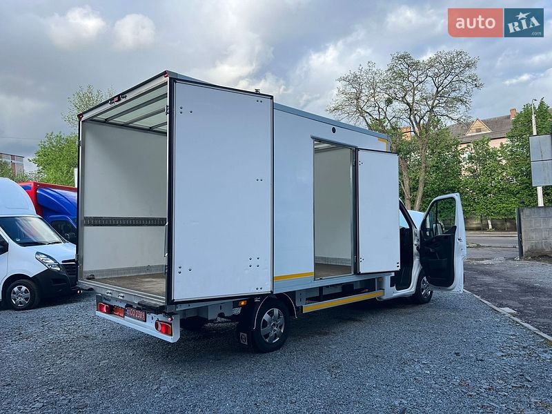 Інші вантажівки Renault Master 2020 в Рівному