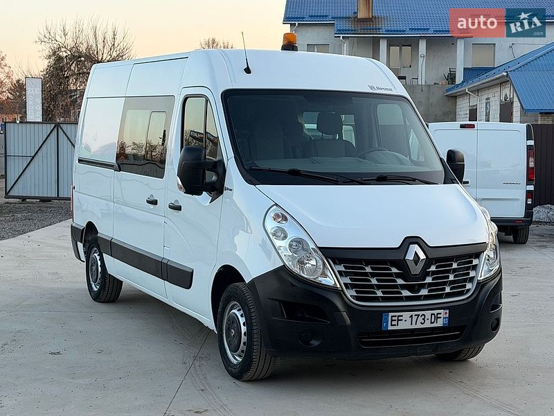 Грузопассажирский фургон Renault Master 2016 в Дубно