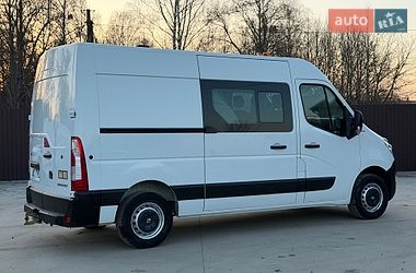 Грузопассажирский фургон Renault Master 2016 в Дубно