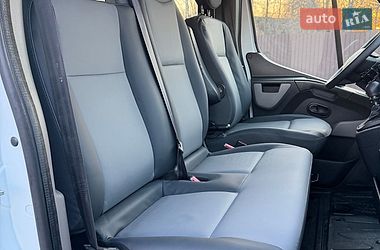 Грузопассажирский фургон Renault Master 2016 в Дубно