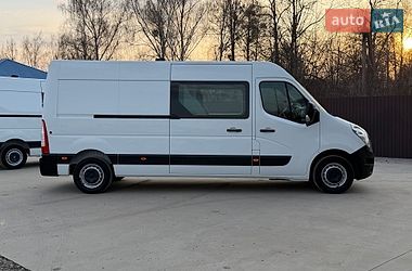 Грузопассажирский фургон Renault Master 2017 в Луцке