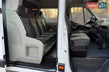 Грузопассажирский фургон Renault Master 2017 в Луцке