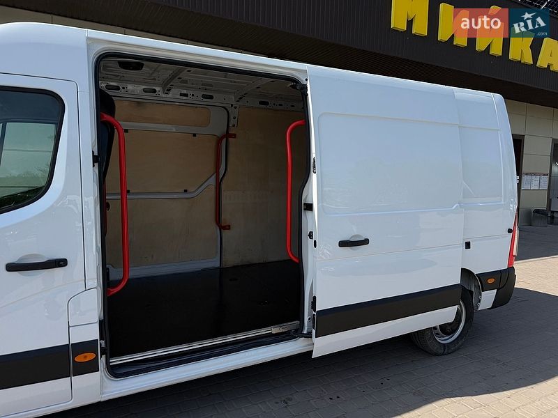 Вантажний фургон Renault Master 2021 в Бердичеві