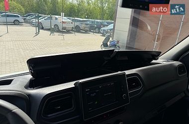 Вантажний фургон Renault Master 2021 в Бердичеві