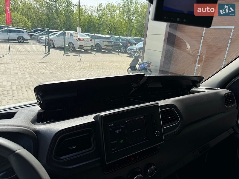 Вантажний фургон Renault Master 2021 в Бердичеві