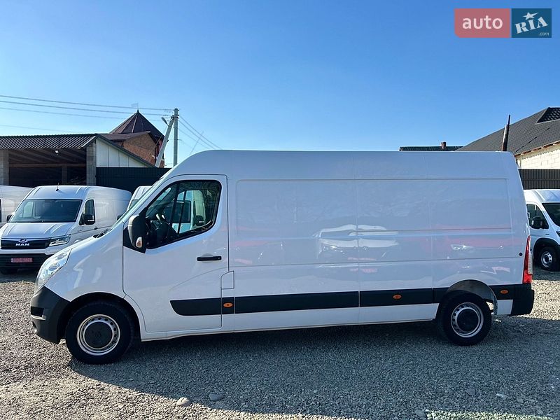 Грузовой фургон Renault Master 2018 в Хусте