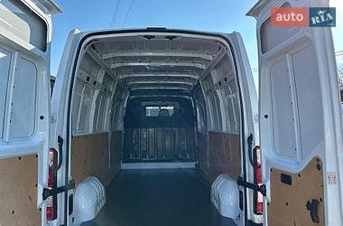 Грузовой фургон Renault Master 2018 в Хусте