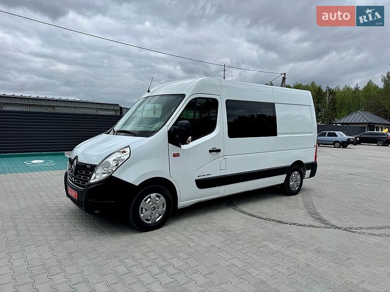 Вантажопасажирський фургон Renault Master 2017 в Ковелі