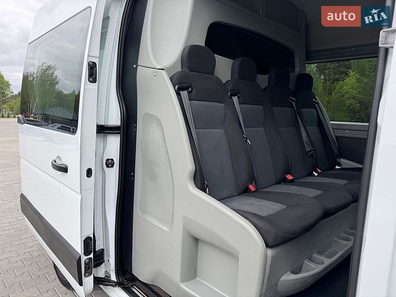 Вантажопасажирський фургон Renault Master 2017 в Ковелі