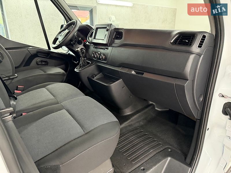 Грузовой фургон Renault Master 2021 в Полтаве