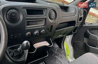 Вантажний фургон Renault Master 2018 в Стрию
