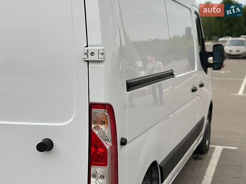 Грузовой фургон Renault Master 2021 в Дубно