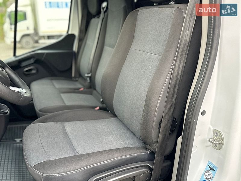 Грузовой фургон Renault Master 2021 в Дубно