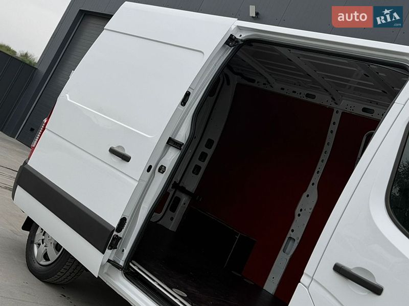 Грузовой фургон Renault Master 2022 в Дубно