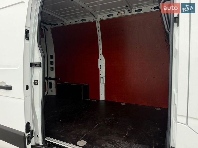 Грузовой фургон Renault Master 2022 в Дубно