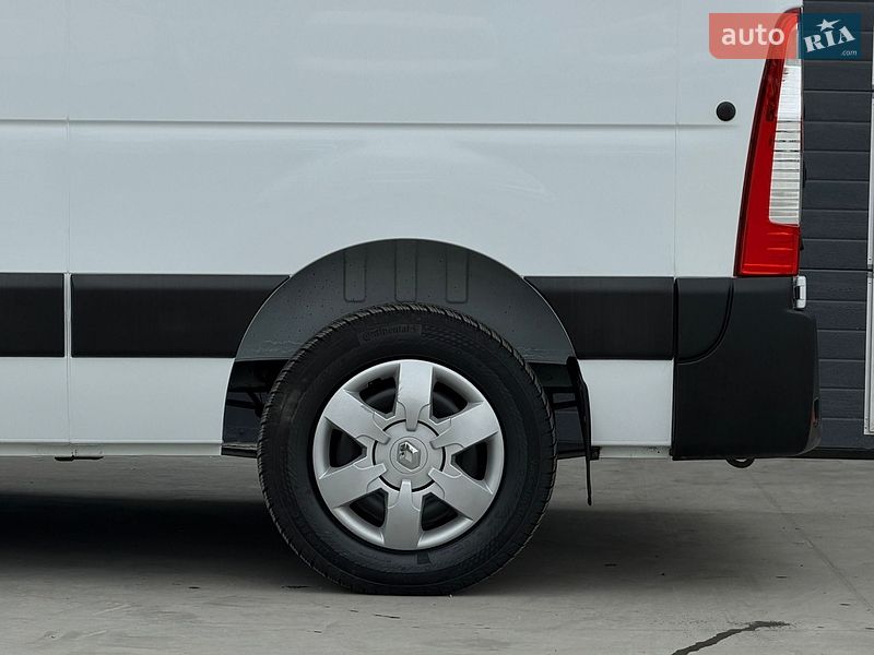 Грузовой фургон Renault Master 2022 в Дубно